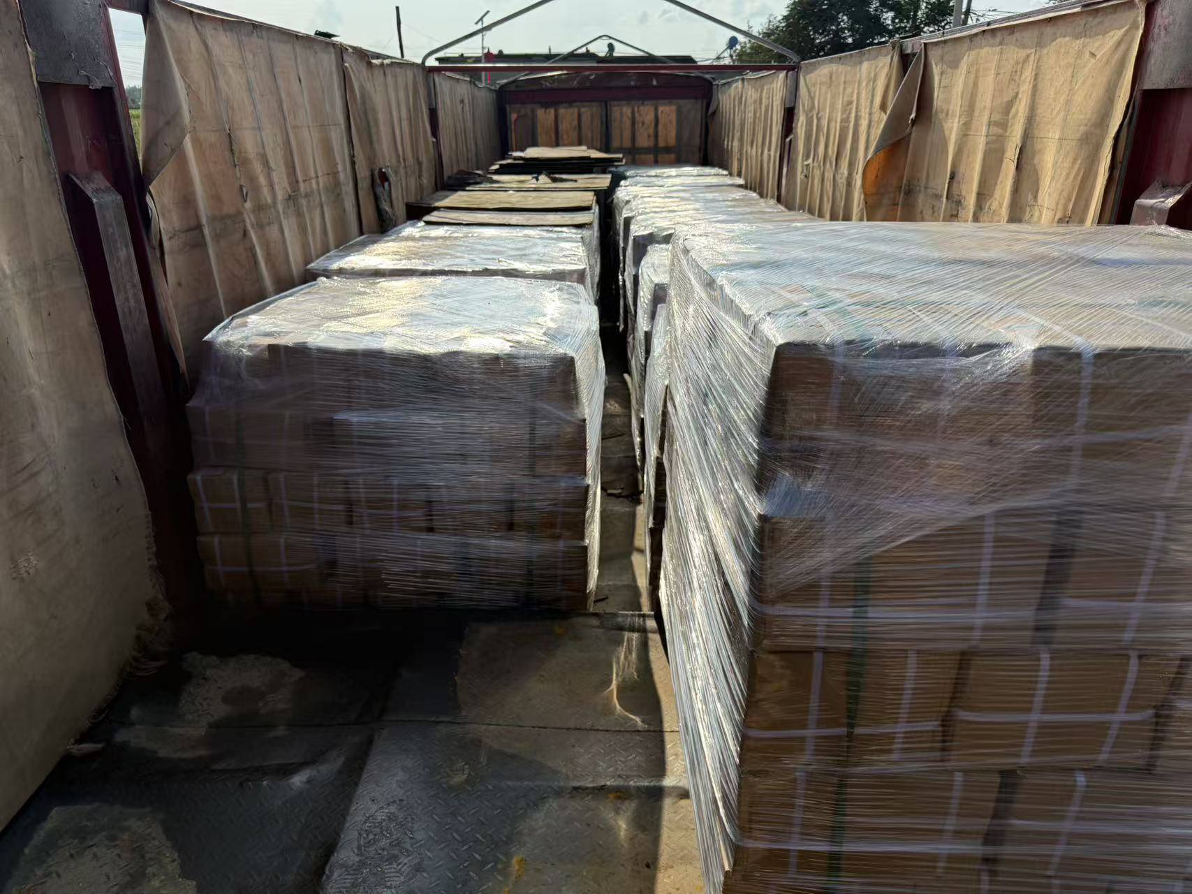 Hydraulic fittings export packing and shipment 3